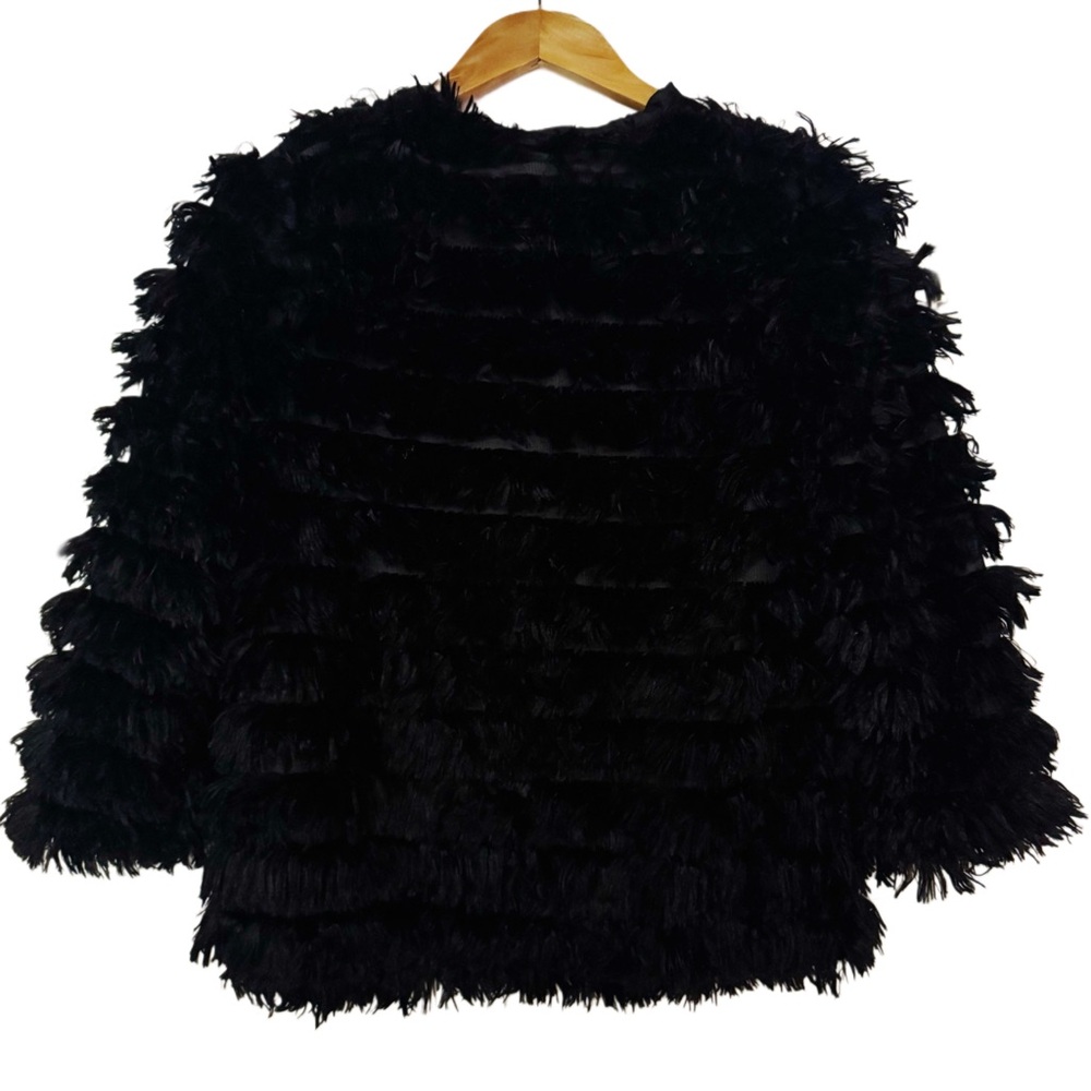 TCEC 🖤 NWT Black Cropped Shag Fluffy Teddy Jacket Faux Fur 3/4 Sleeves Light - Picture 3 of 3